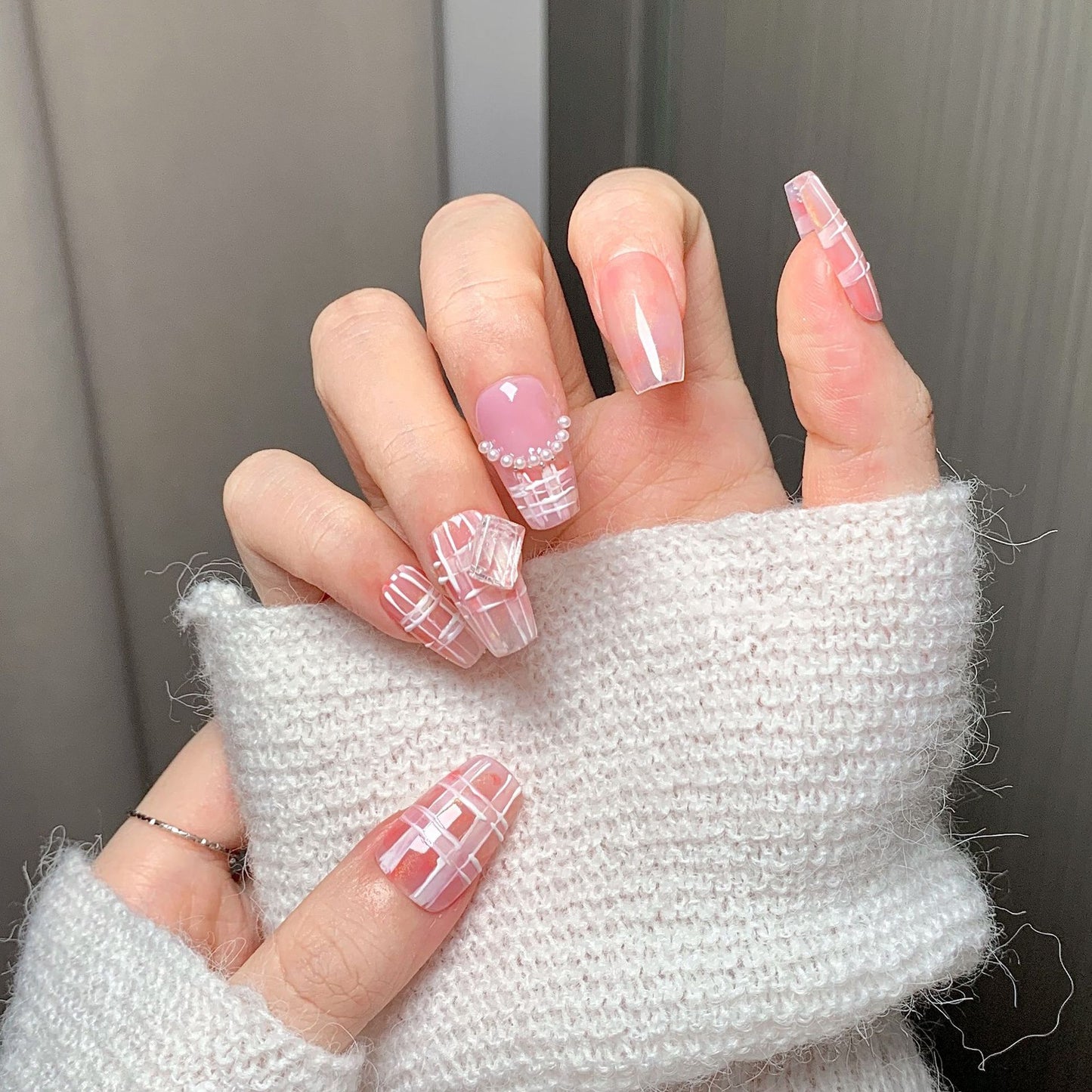 Clean Girl Plaid Press-On Nails: The Shimmer Floral Set