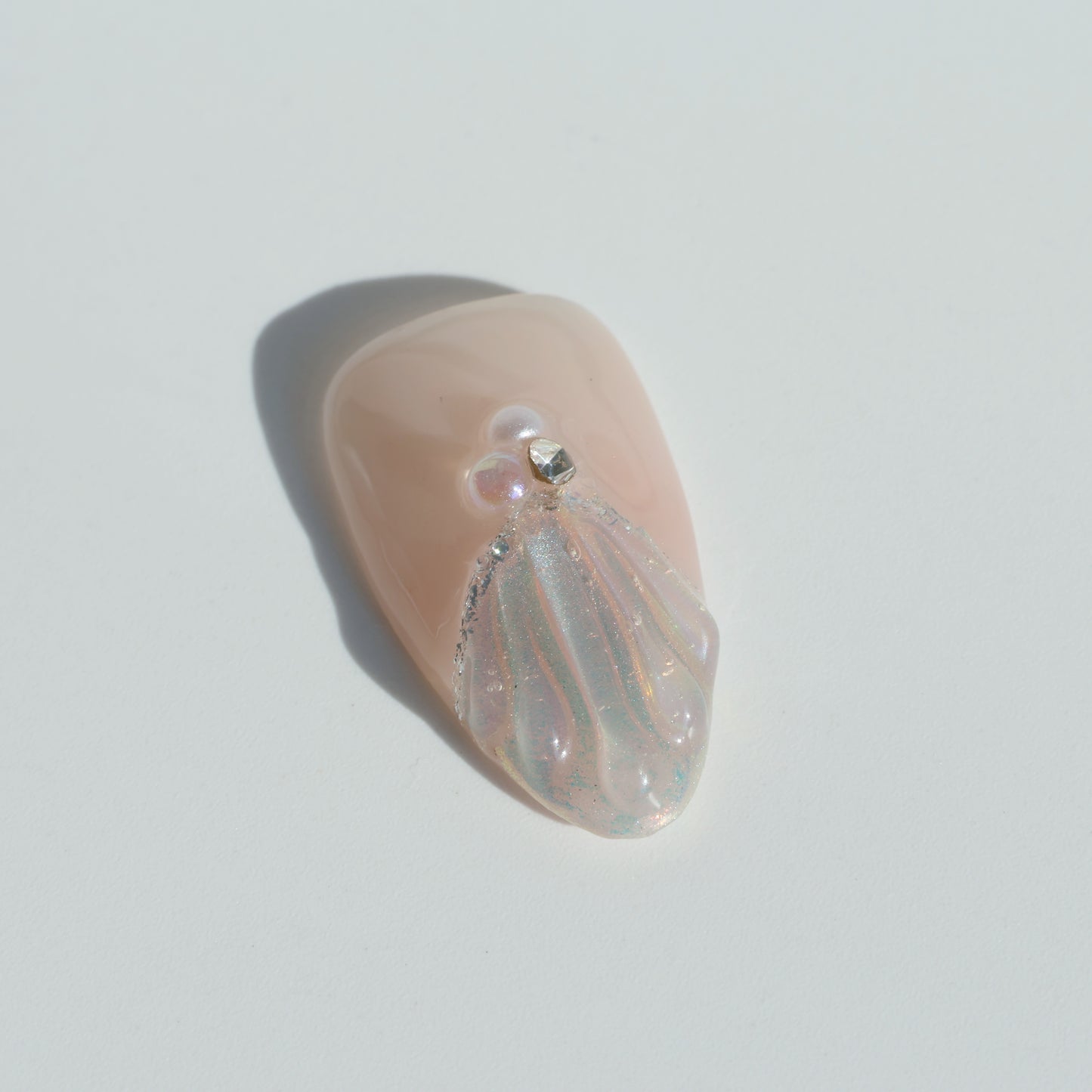 Aurora Shell Pearl Press-On Nails