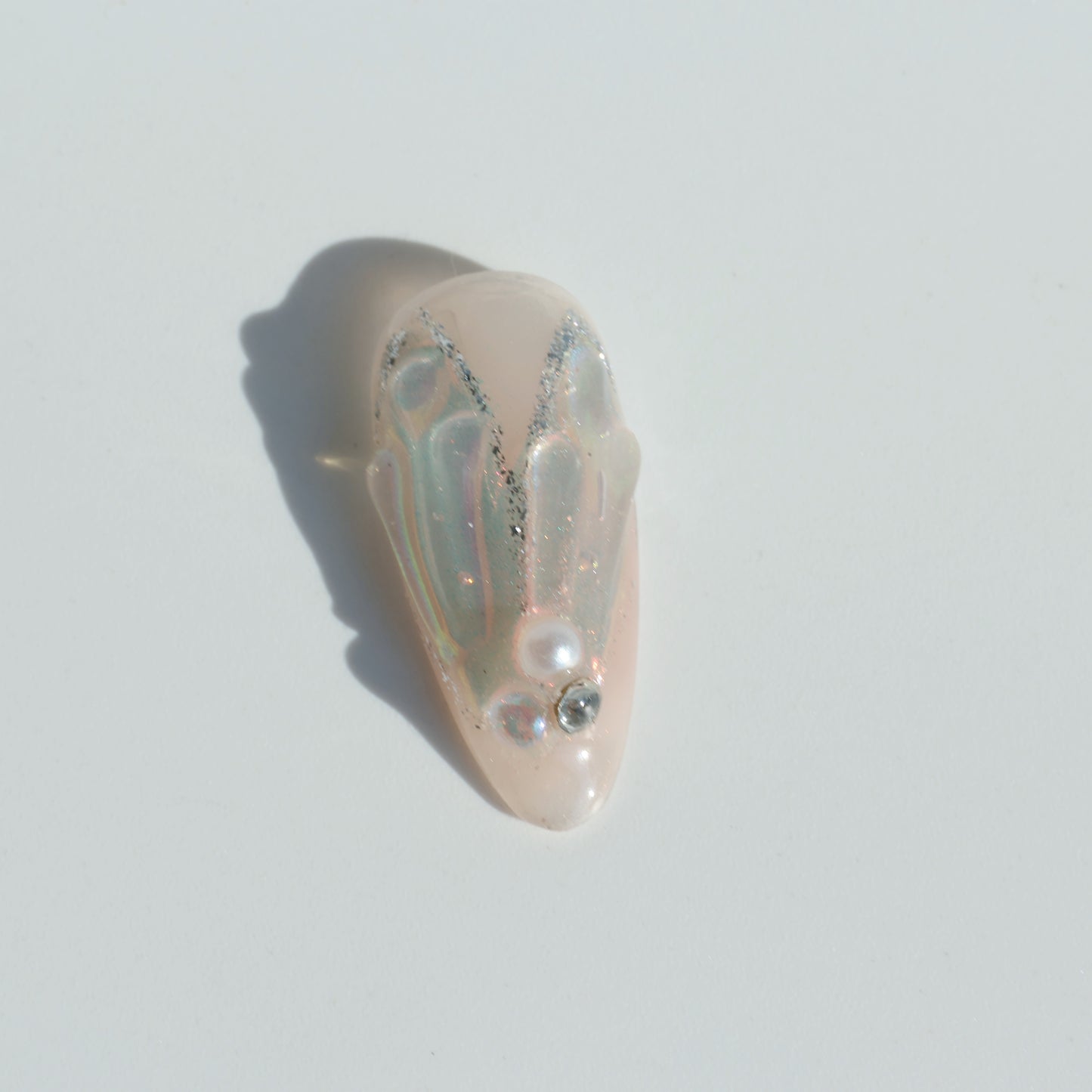 Aurora Shell Pearl Press-On Nails