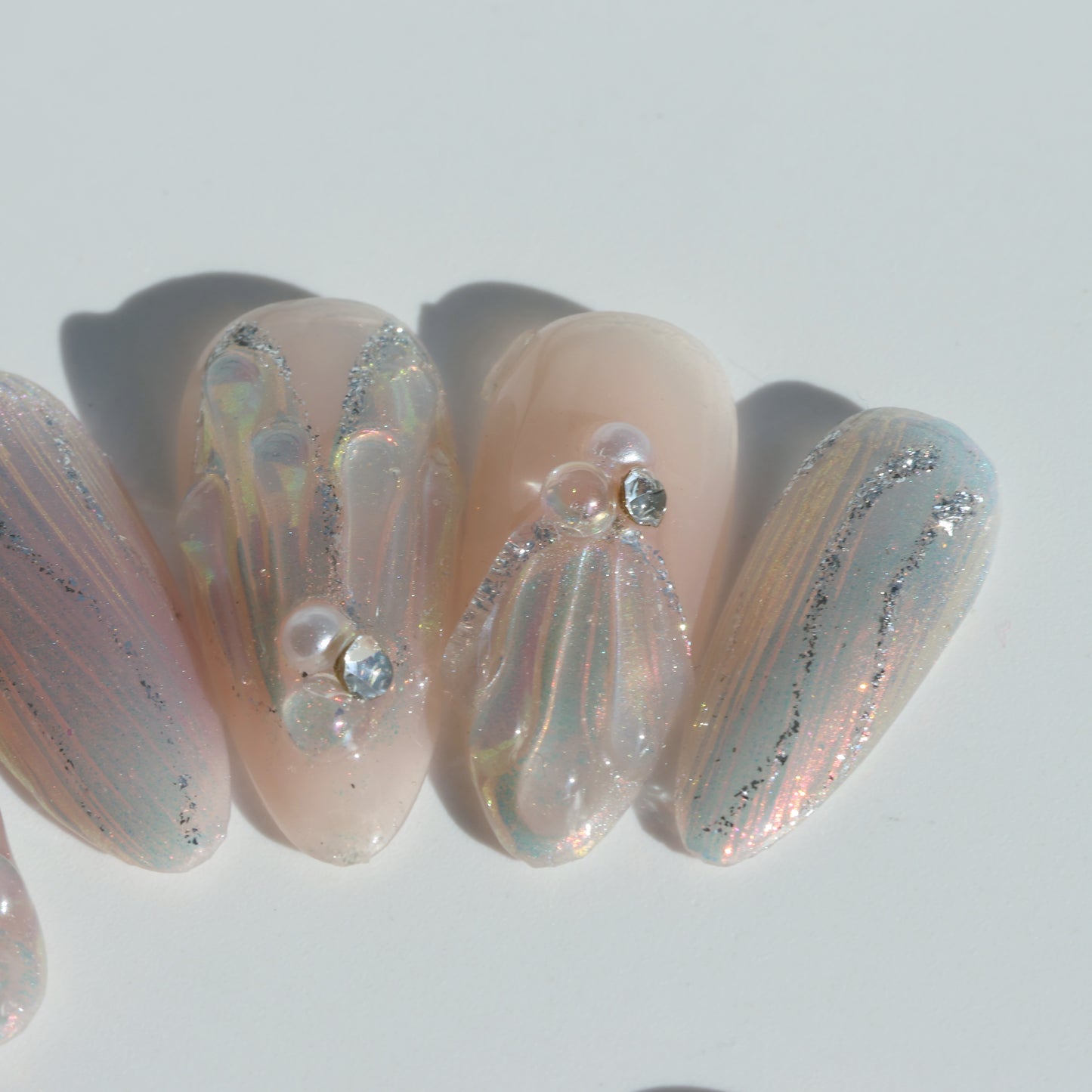 Aurora Shell Pearl Press-On Nails