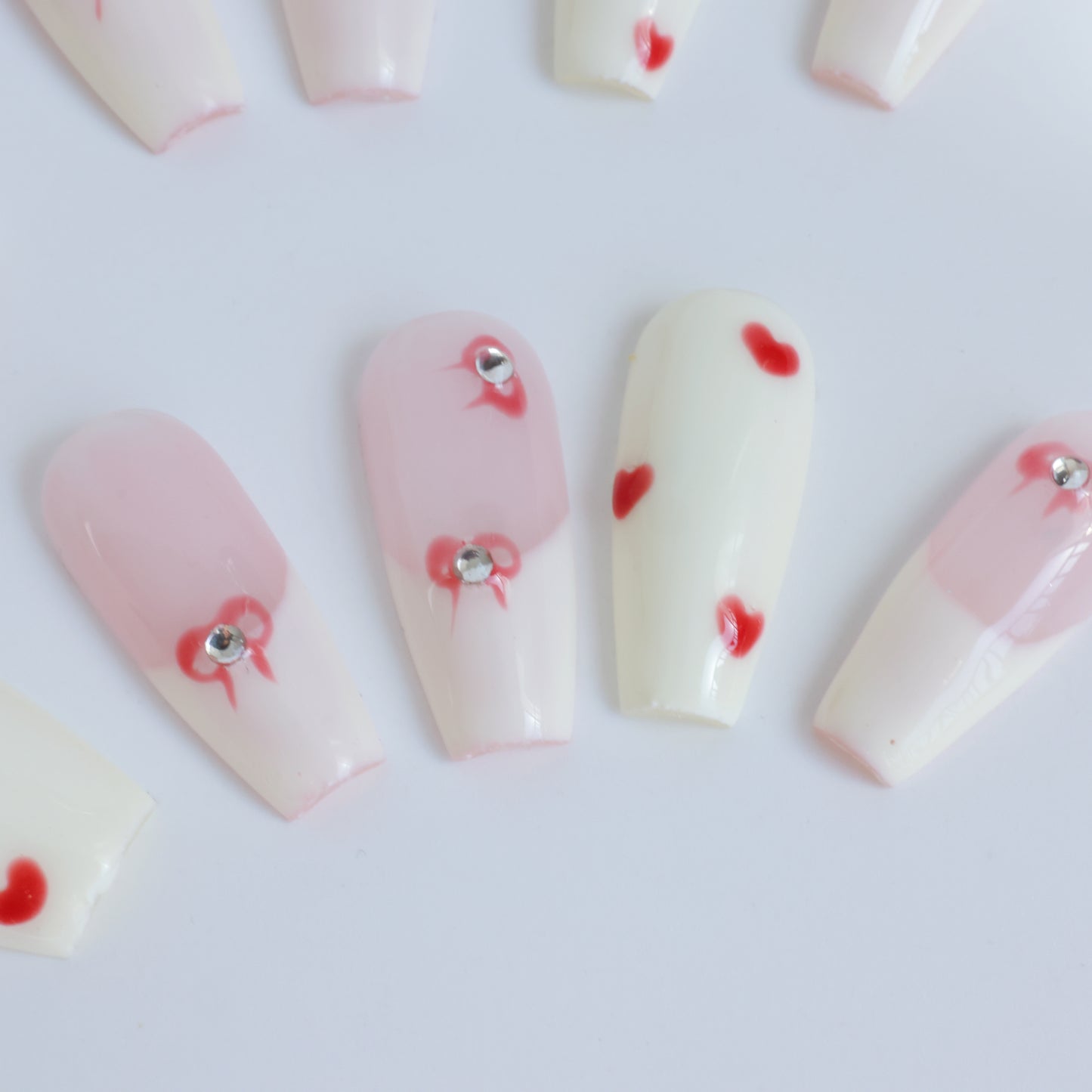 Sweet heart Whisper Press-On Nails