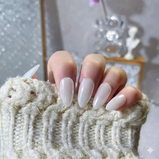 Clean Girl Aesthetic Neutral Press - on Nails | Minimalist Chic False Nails for Trendy Youngsters