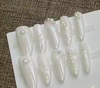 Pearl White 3D Press-On Nails – Iridescent Sculpted Nail Set with Minimal Pearl Accents