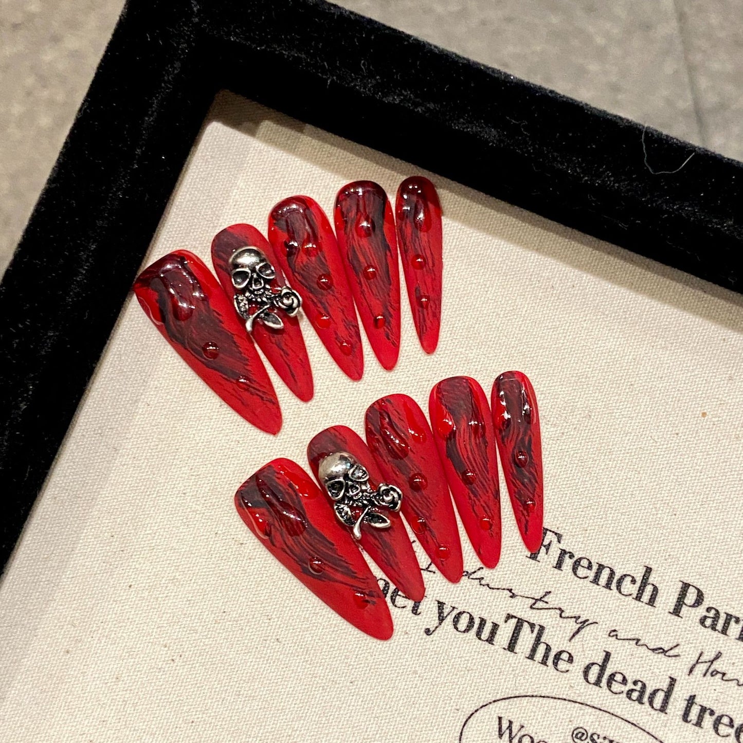 Halloween Gothic Skull Press-On Nails: The Crimson Web Set