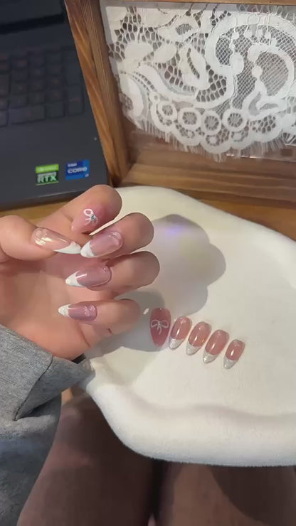 Clean Girl Chrome French Press-On Nails: The Bow Charm Set