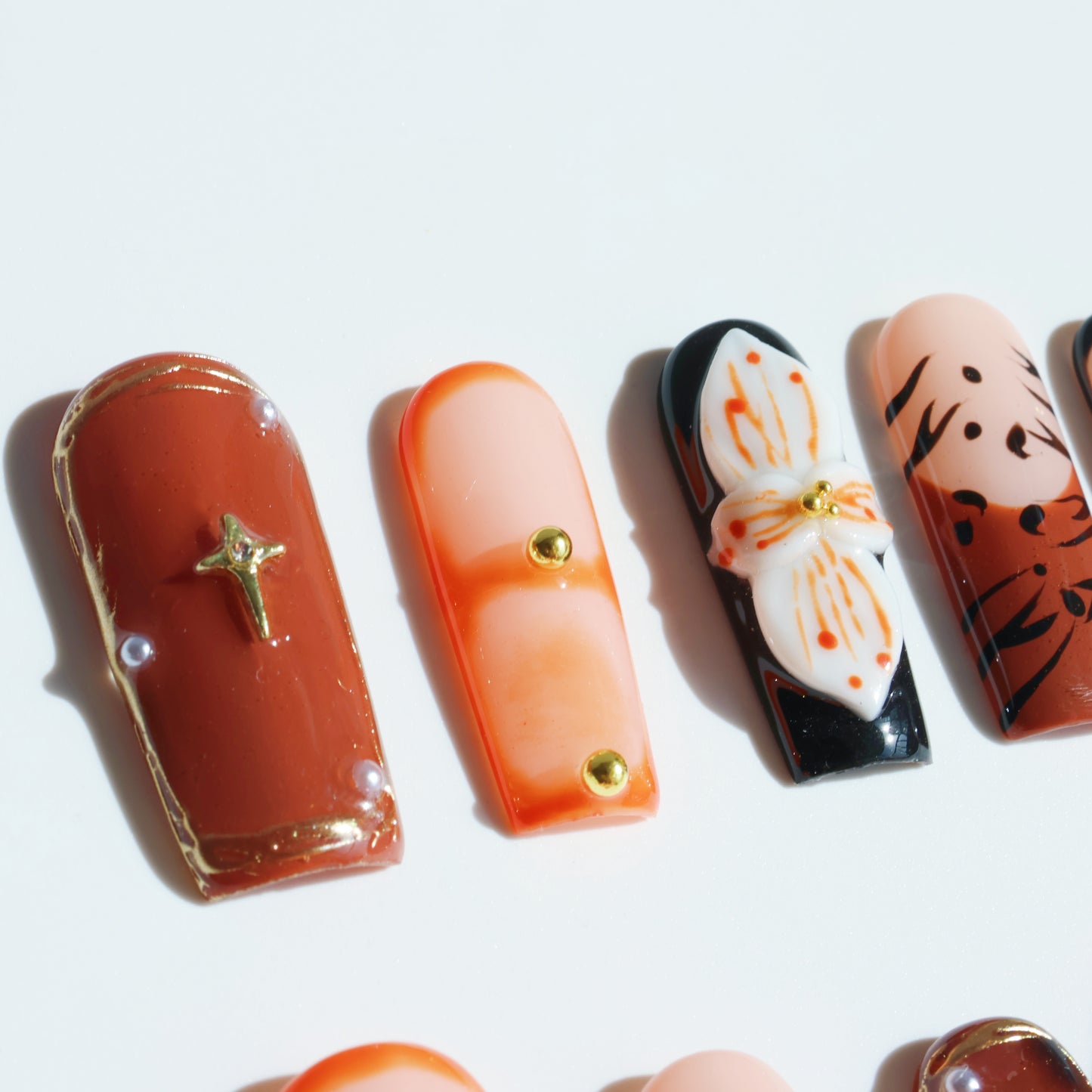 Rustic Bloom Press-On Nails – Earthy Brown & White Floral Accents