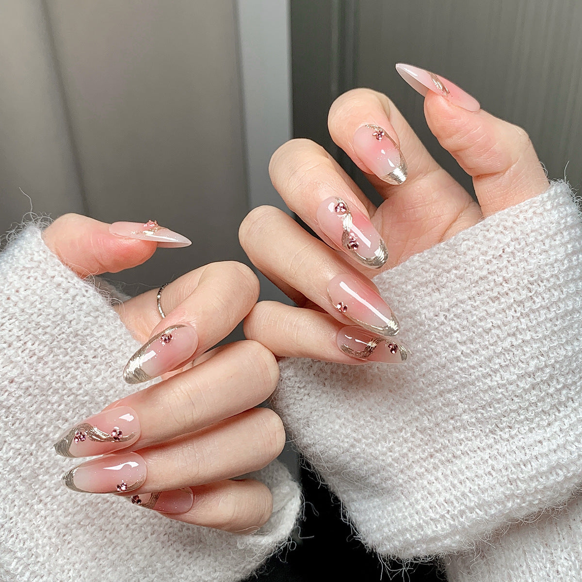 Clean Girl Luxe Press-On Nails: The Glitter & Gem Set