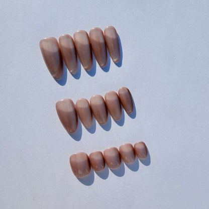 Luxury Press-On Nails | Pink Cat Eye Magnetic Polish | Reusable, Short Oval/Round Shape