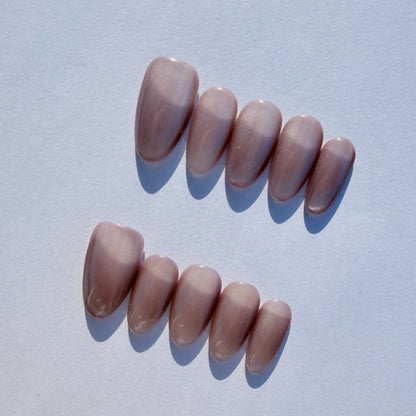 Luxury Press-On Nails | Pink Cat Eye Magnetic Polish | Reusable, Short Oval/Round Shape