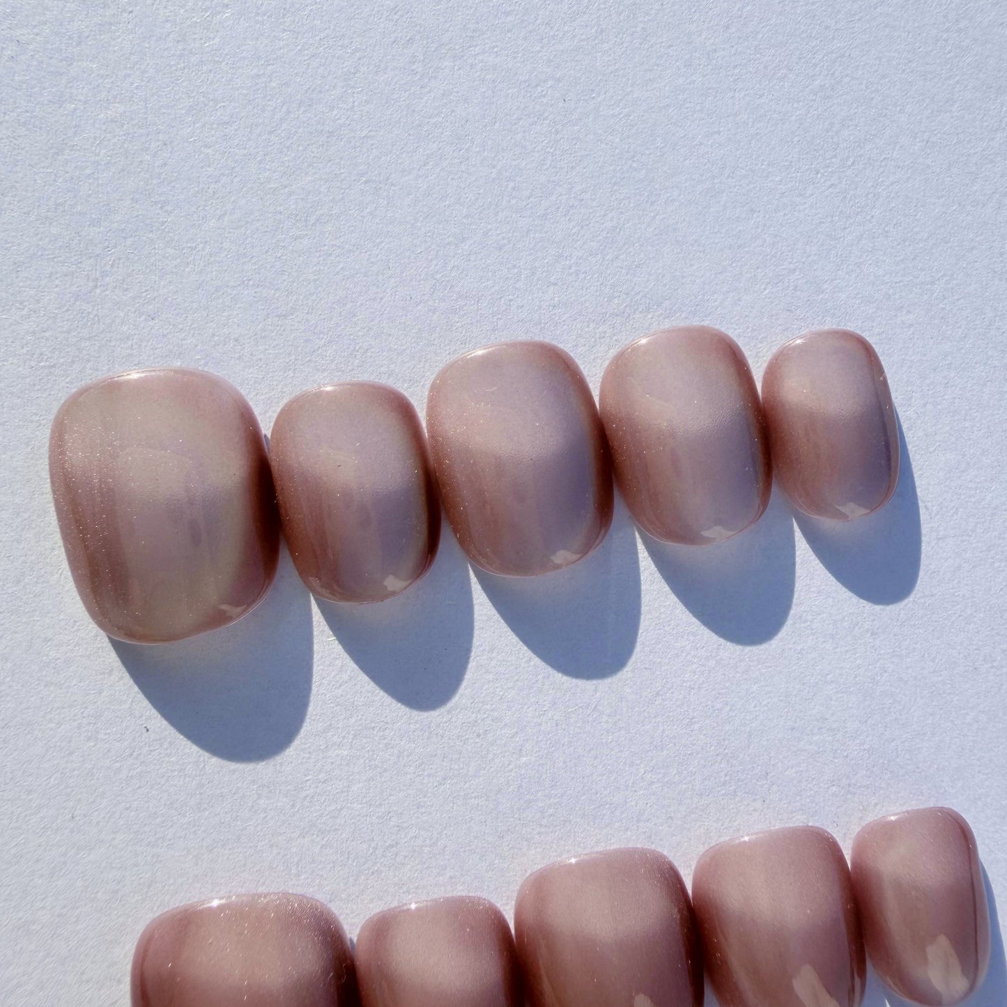 Luxury Press-On Nails | Pink Cat Eye Magnetic Polish | Reusable, Short Oval/Round Shape