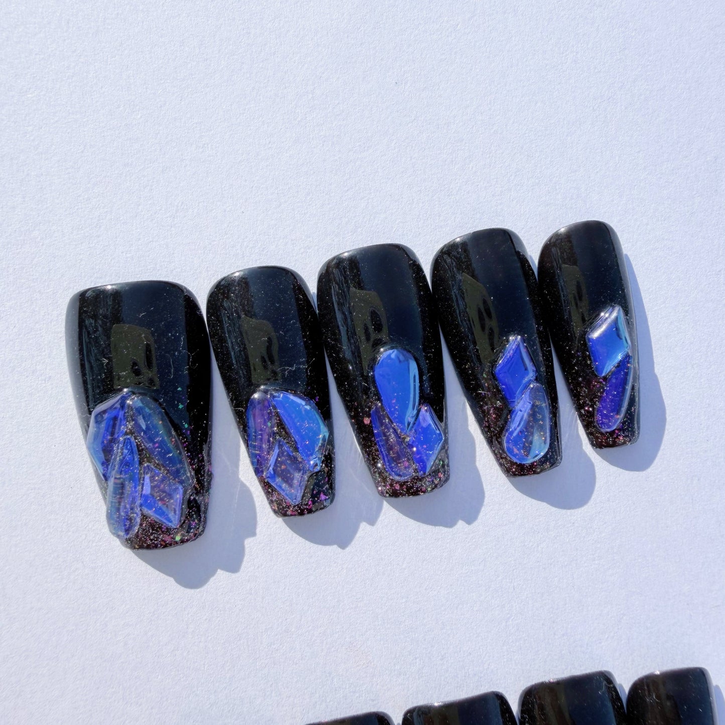 Cosmic Galaxy Black Press-On Nails – Short Coffin | Abstract Nebula & Shimmer Art Set