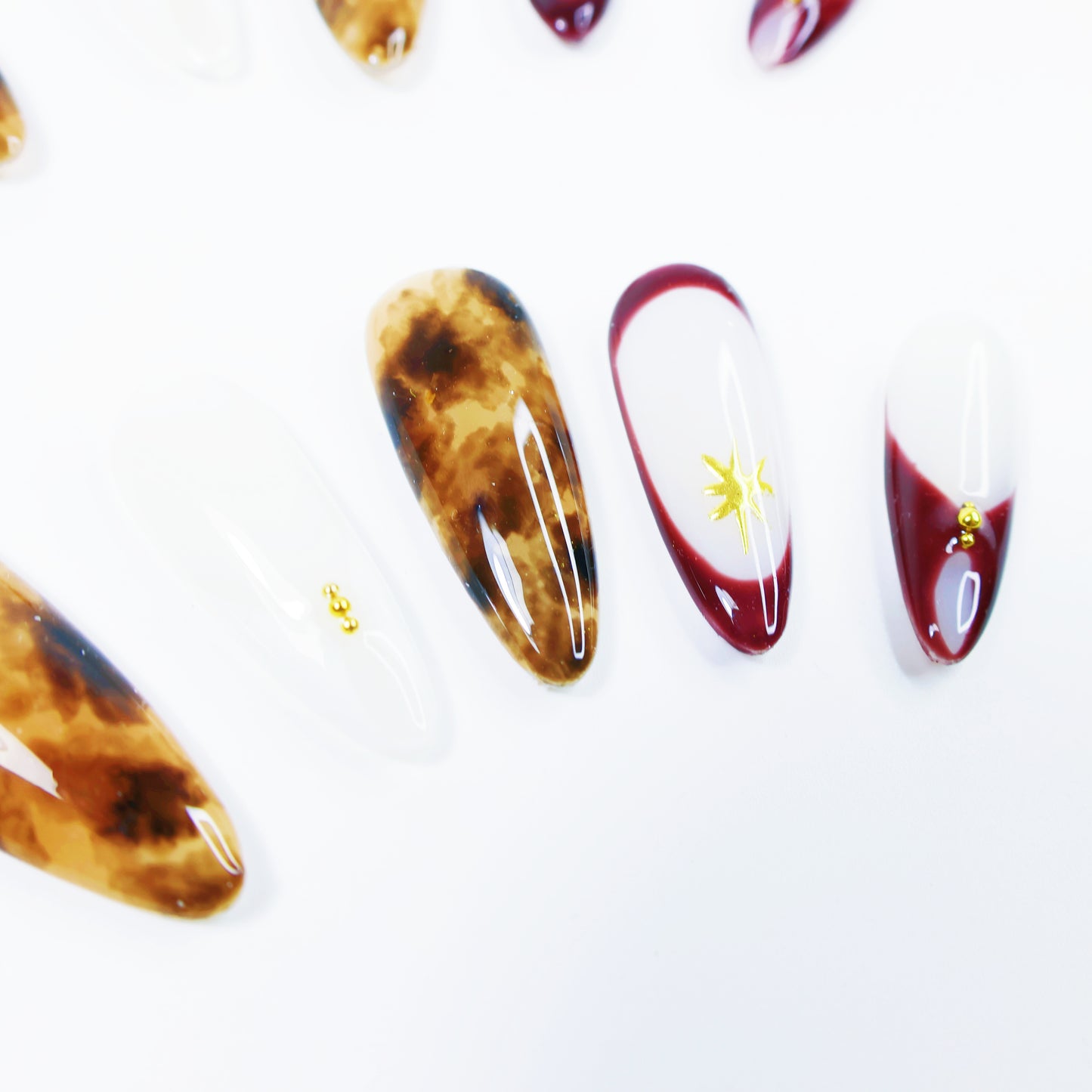 Amber Tortoise & Wine Red French Press-On Nails – Elegant Star Design Nail Set for Women
