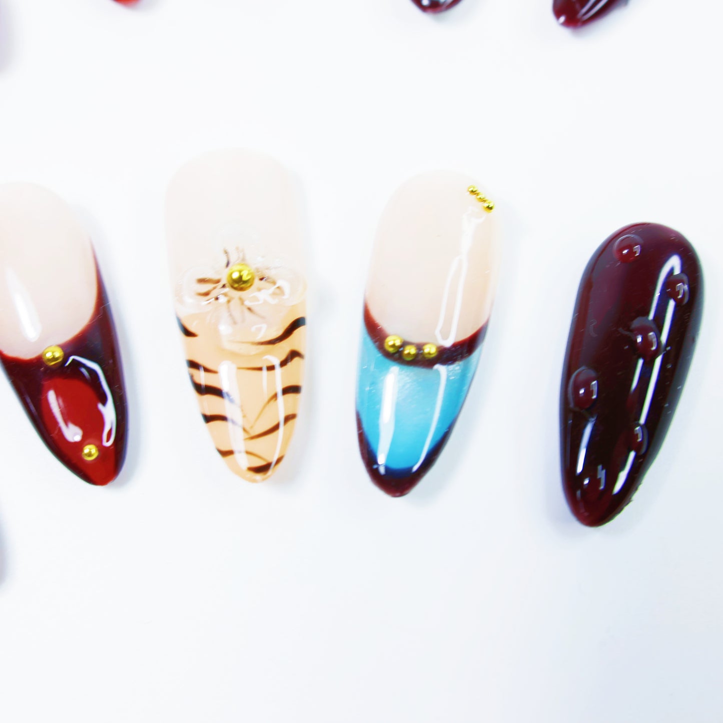 Red Tiger French Press-On Nails – Chic Gradient Nail Set with Blue Tips and 3D Floral Charm