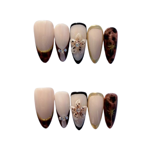Amber Floral French Press-On Nails – Elegant Gold Edge Nail Set with Rhinestones and 3D Flower Design