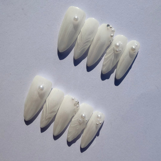 Pearl White 3D Press-On Nails – Iridescent Sculpted Nail Set with Minimal Pearl Accents