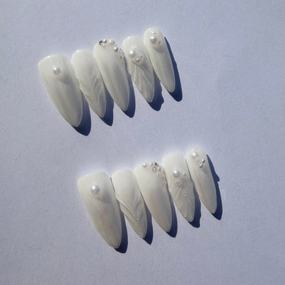 Pearl White 3D Press-On Nails – Iridescent Sculpted Nail Set with Minimal Pearl Accents