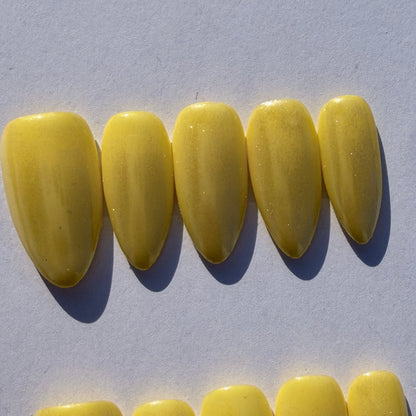Pastel Yellow Press-On Nails – Soft Solid Almond Nail Set for Fresh Everyday Style