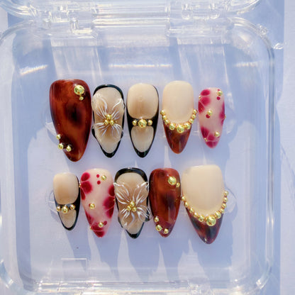 Luxury 3D Floral & Tortoise Shell Press-On Nails – Elegant Gold Accents
