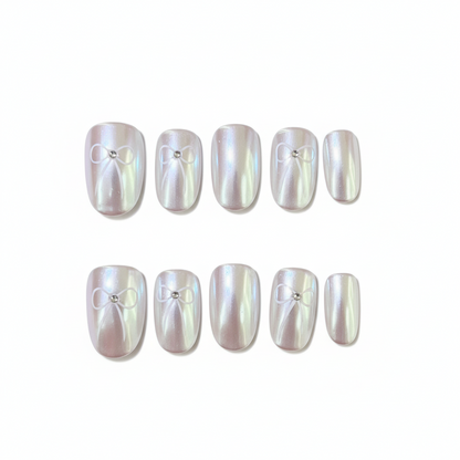 Clean Girl Iridescent Glazed Press-On Nails: The Pearl Bow Set