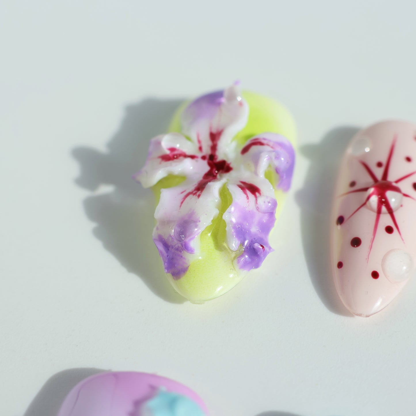 Blooming Garden Press-On Nails – 3D Floral & Color Blend
