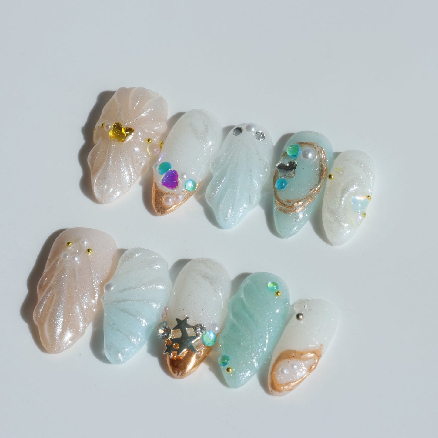 Ocean Pearl Press-On Nails – Shimmery Shell & Sea-Inspired Designs