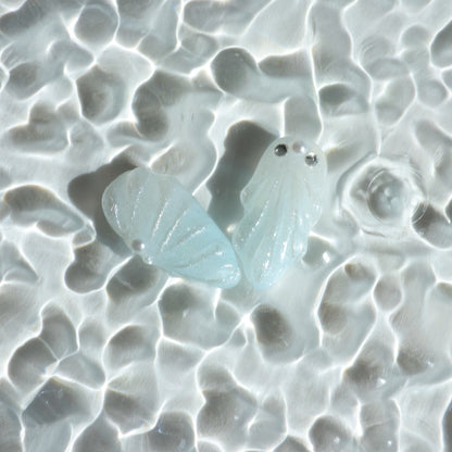 Ocean Pearl Press-On Nails – Shimmery Shell & Sea-Inspired Designs