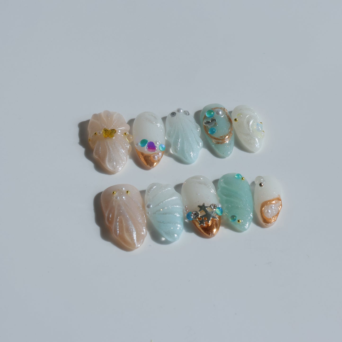 Ocean Pearl Press-On Nails – Shimmery Shell & Sea-Inspired Designs