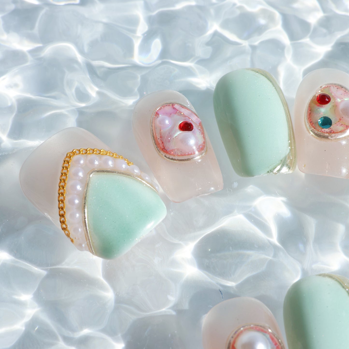 Mint Pearl Elegance Press-On Nails