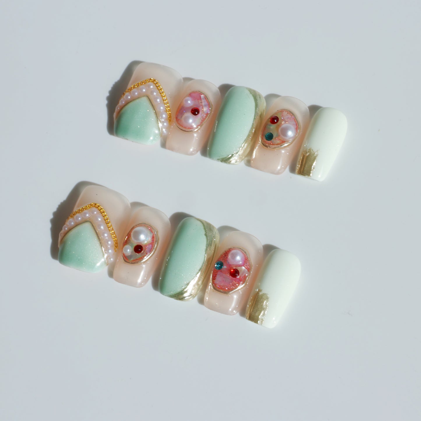 Mint Pearl Elegance Press-On Nails