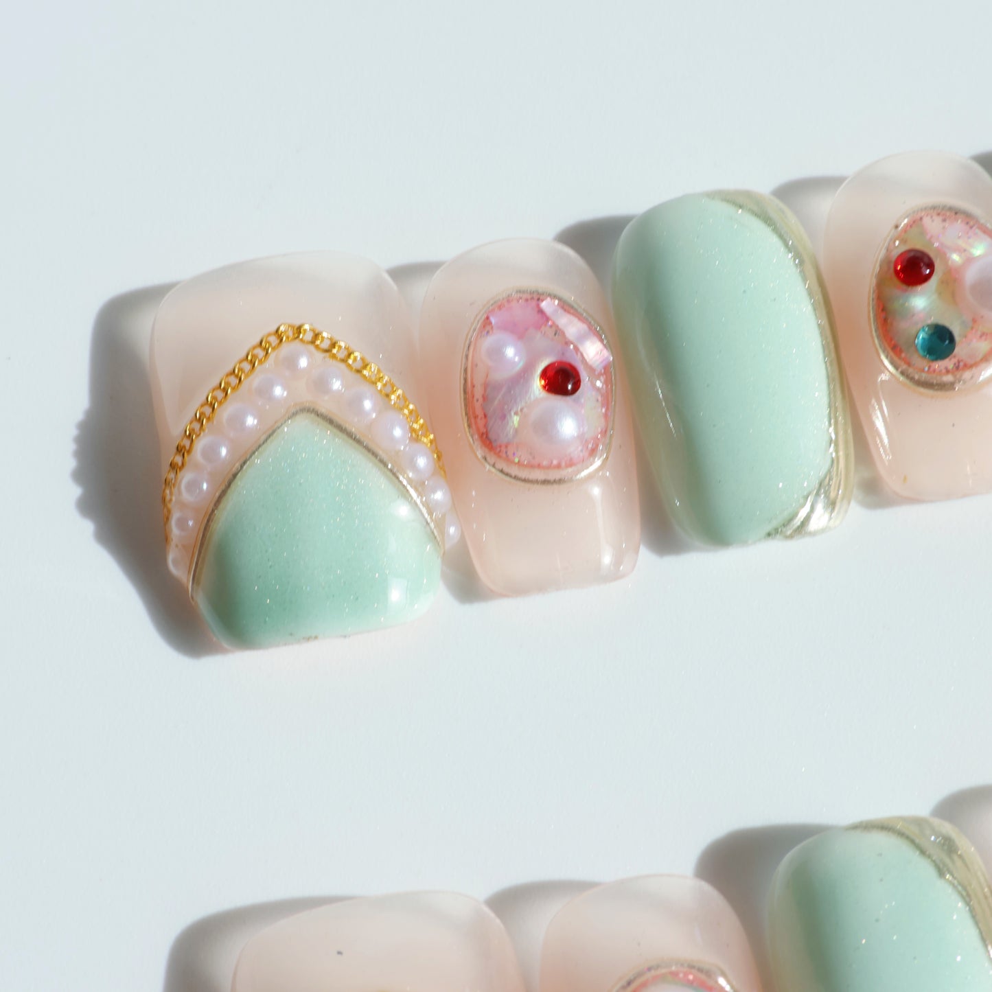 Mint Pearl Elegance Press-On Nails
