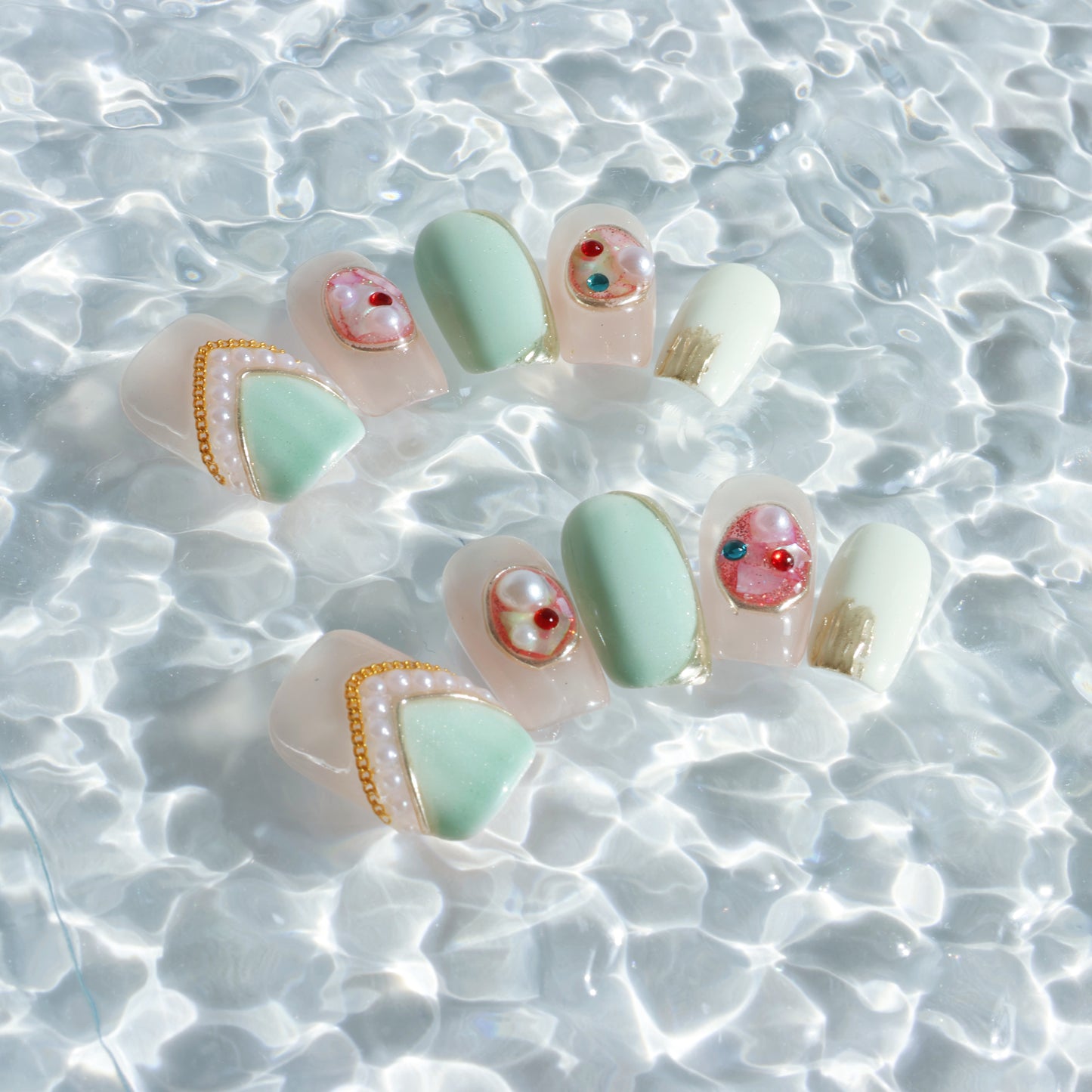 Mint Pearl Elegance Press-On Nails