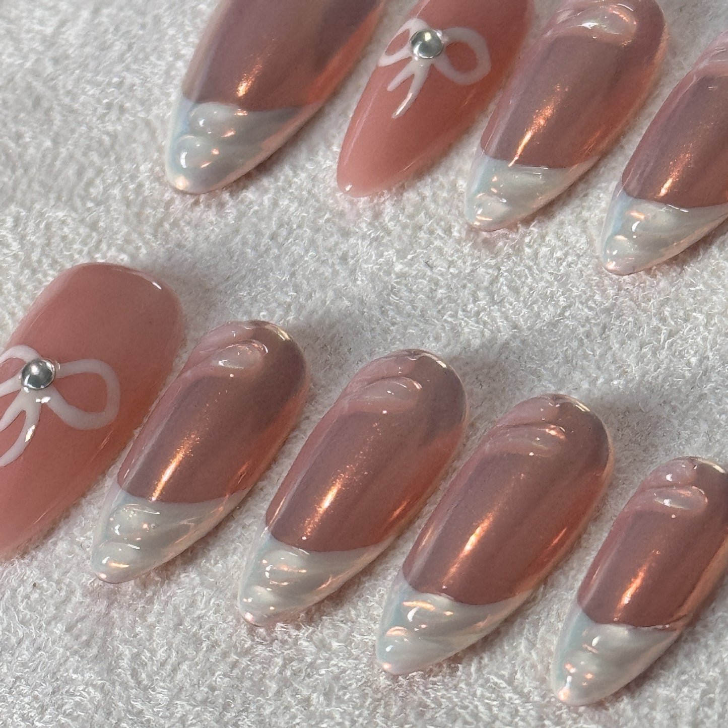 Clean Girl Chrome French Press-On Nails: The Bow Charm Set
