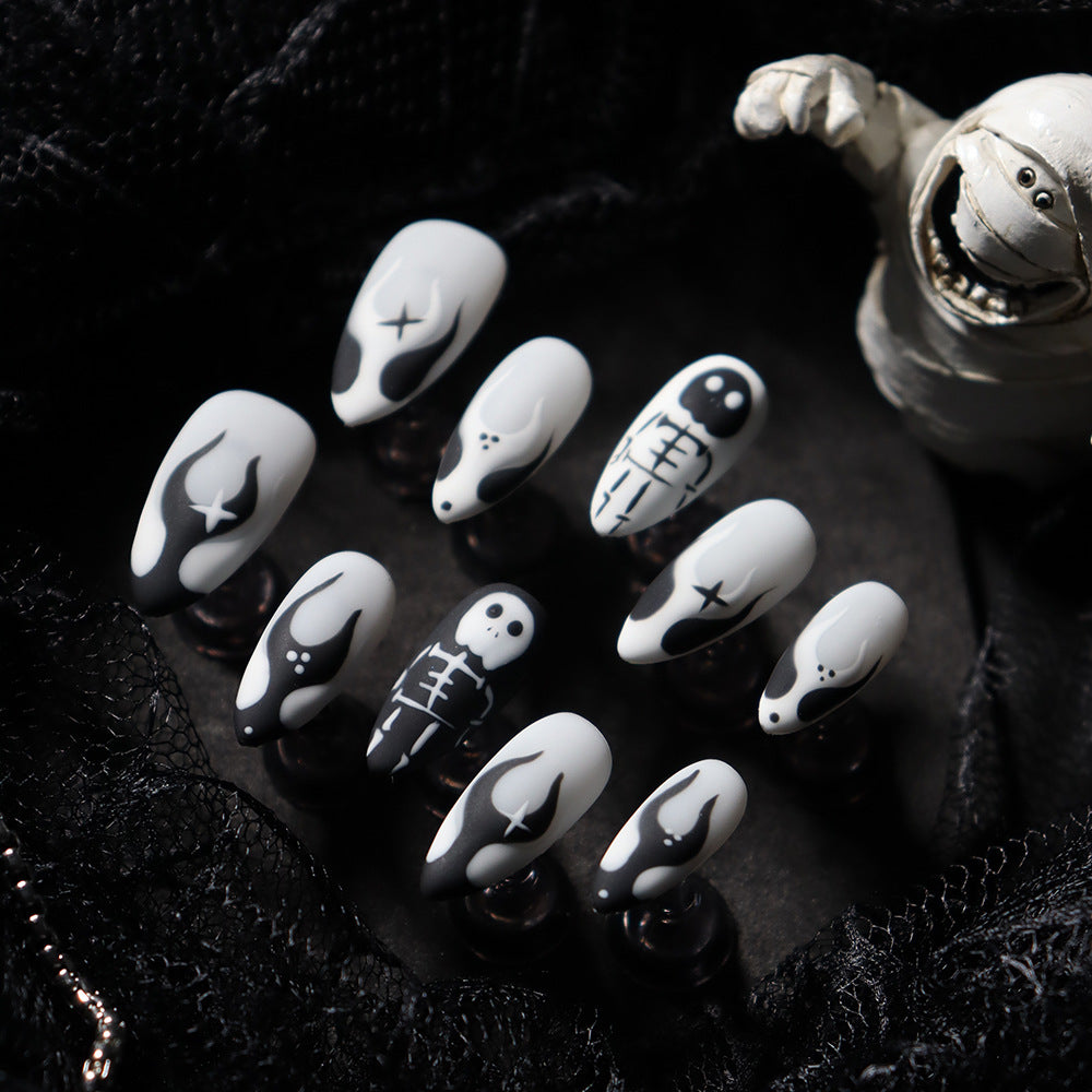 Halloween Edgy Ghost Press-On Nails: The Midnight Haunt Set